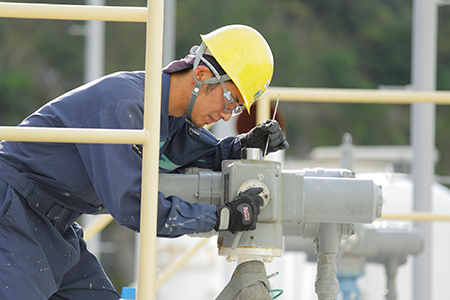 電気設備保全工事(電動アクチュエータ点検)